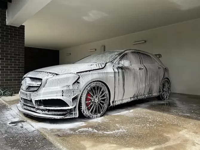 Bubble & Squeak Mobile Car Detailing — gallery photo 1